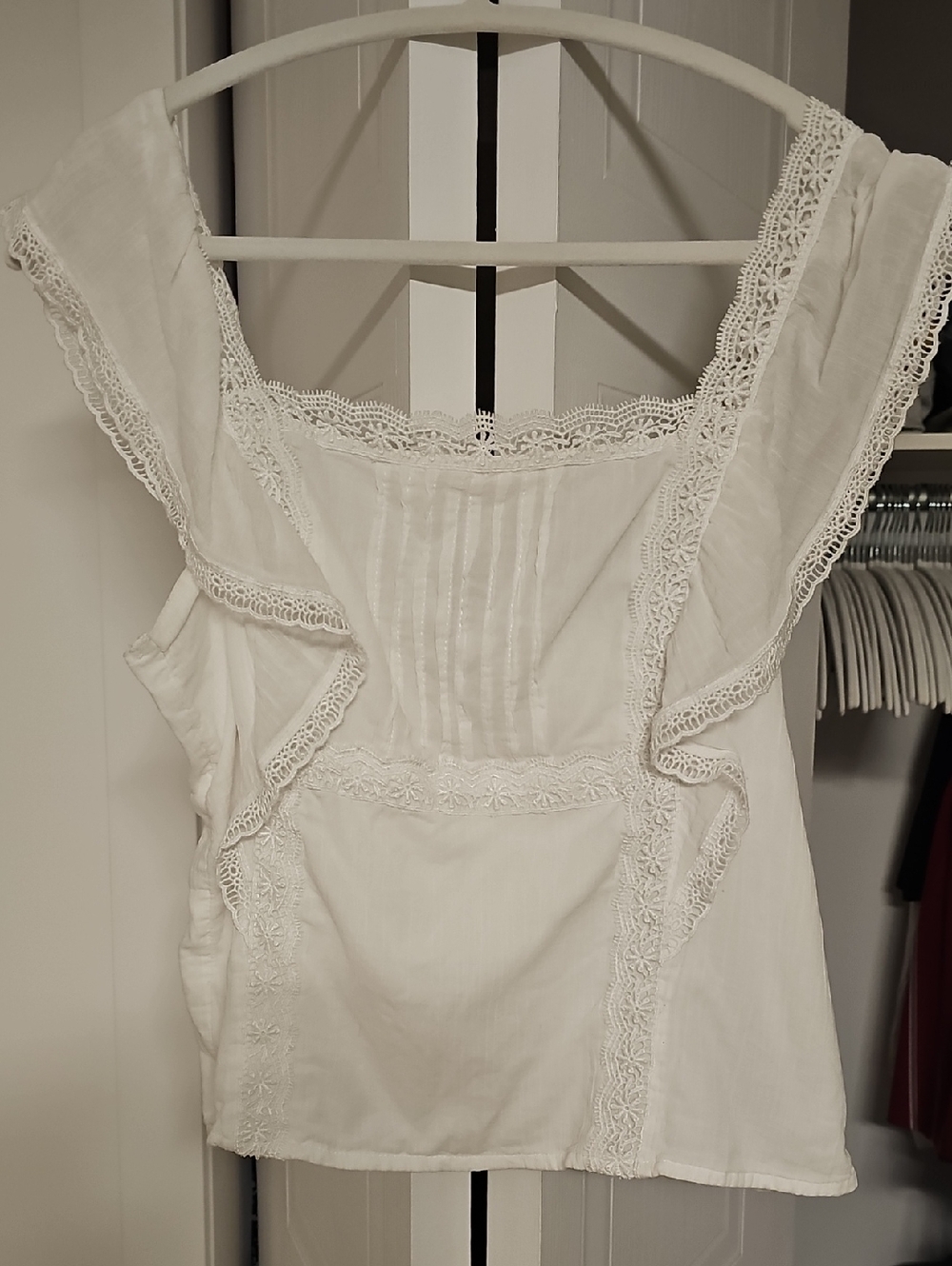 White Lace-Trim Ruffle Sleeve Top